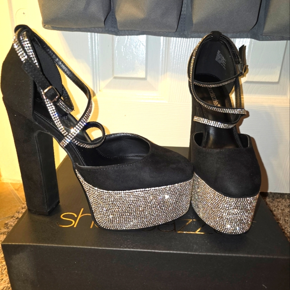 Platform black suede and bling Heels size 7